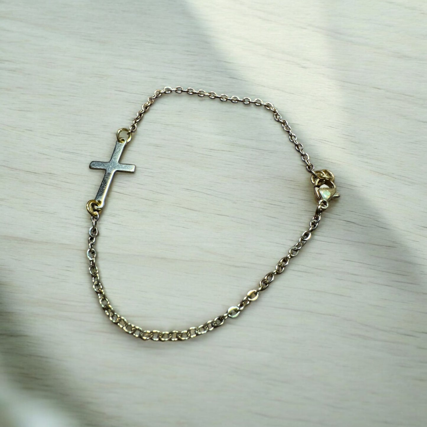 Dainty Minimalist Gold Chain Cross Bracelet