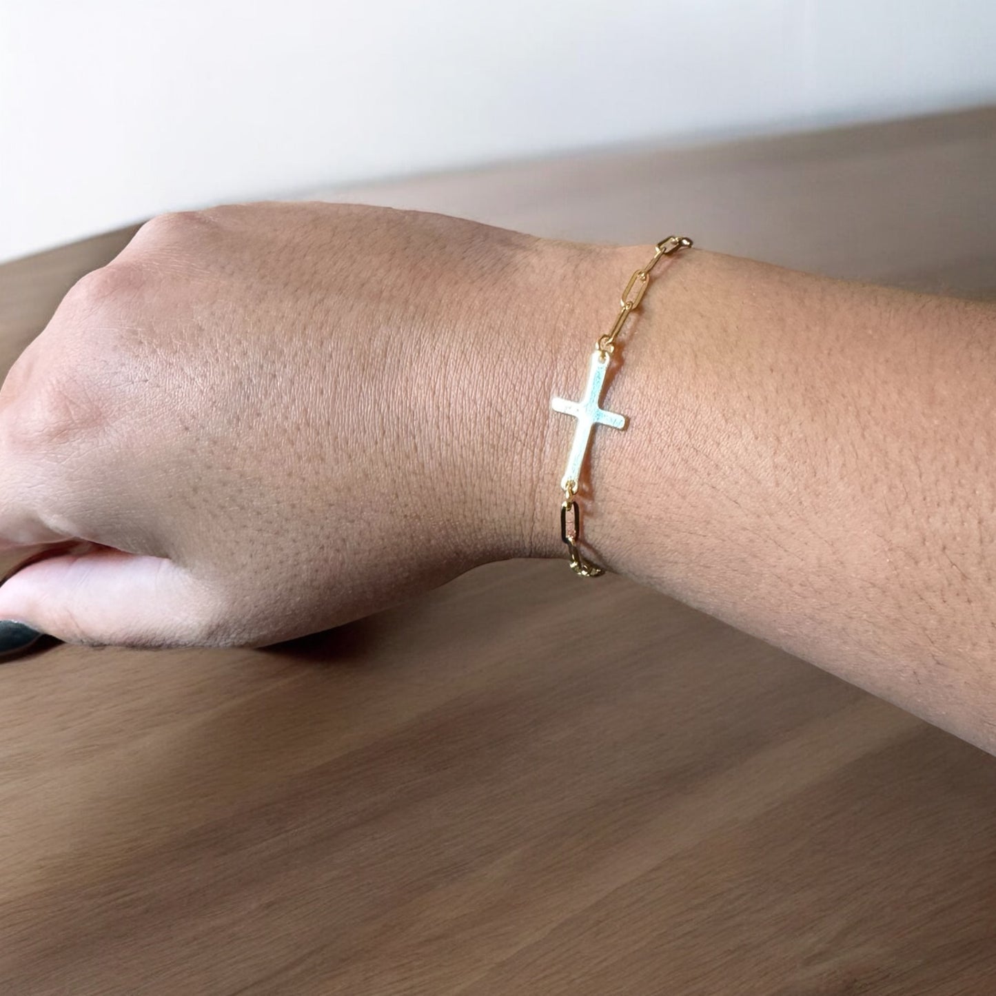 Dainty Minimalist Gold Paperclip Chain Cross Bracelet