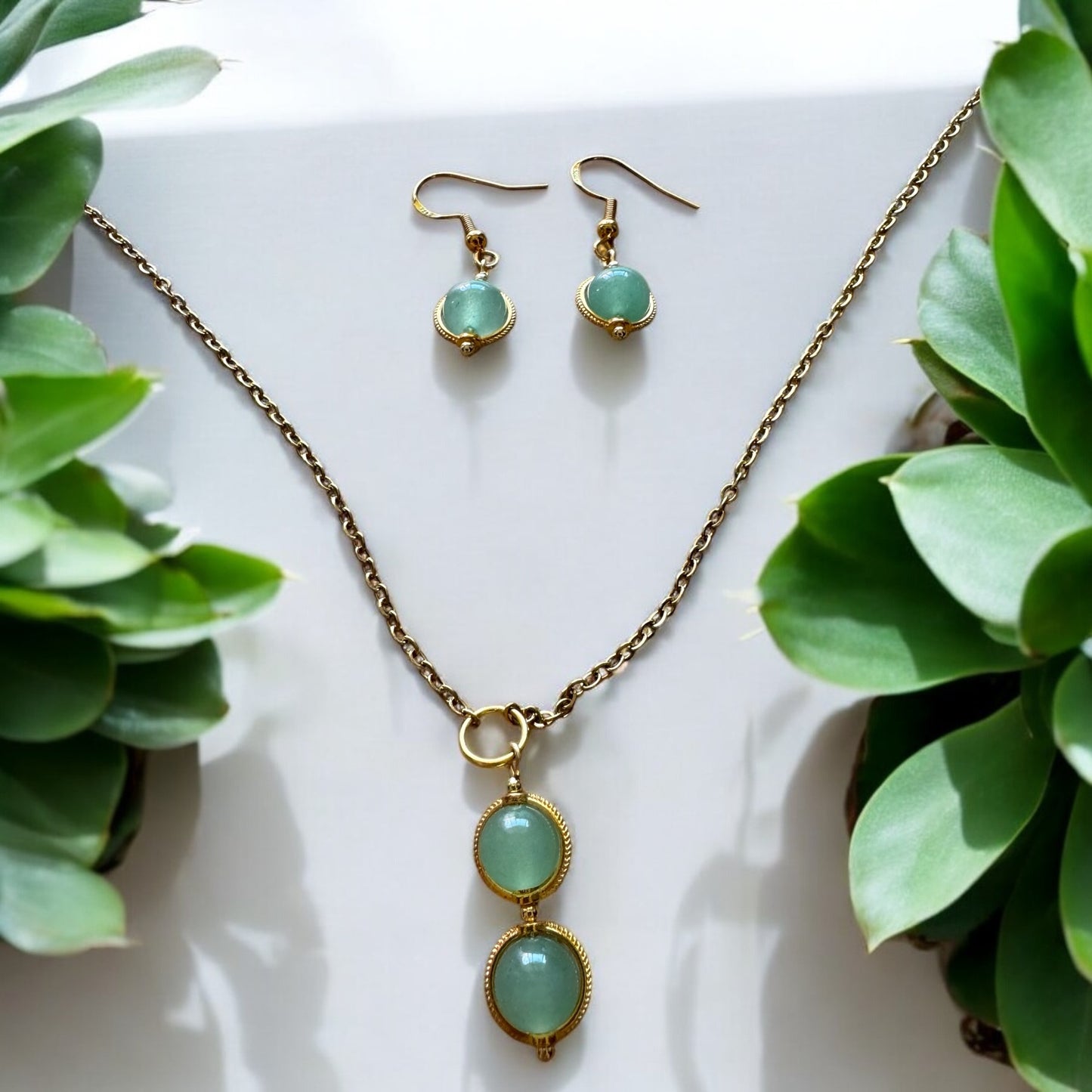 Aventurine and Gold Pendant Necklace and Earring Set